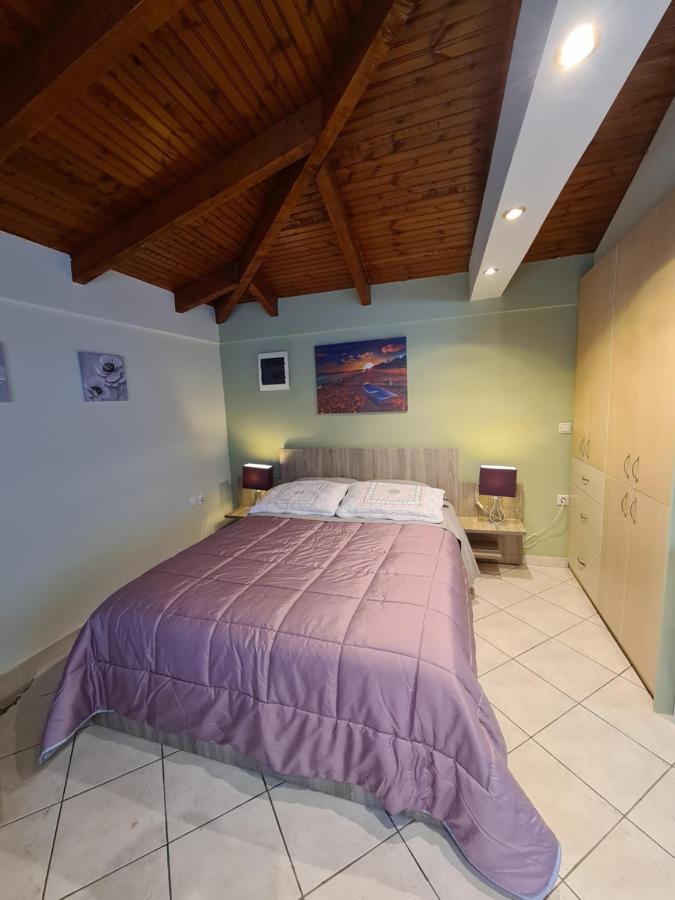 Semelia'S Guest House Spáta Eksteriør bilde